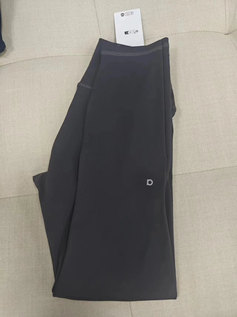 Women's athletic pants, full-length leggings, sportswear for gym, comfortable and fitted yoga pants